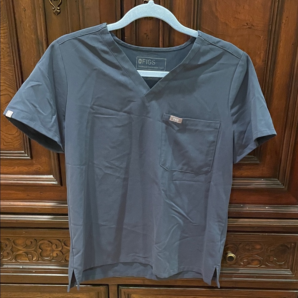 Women’s Figs Top